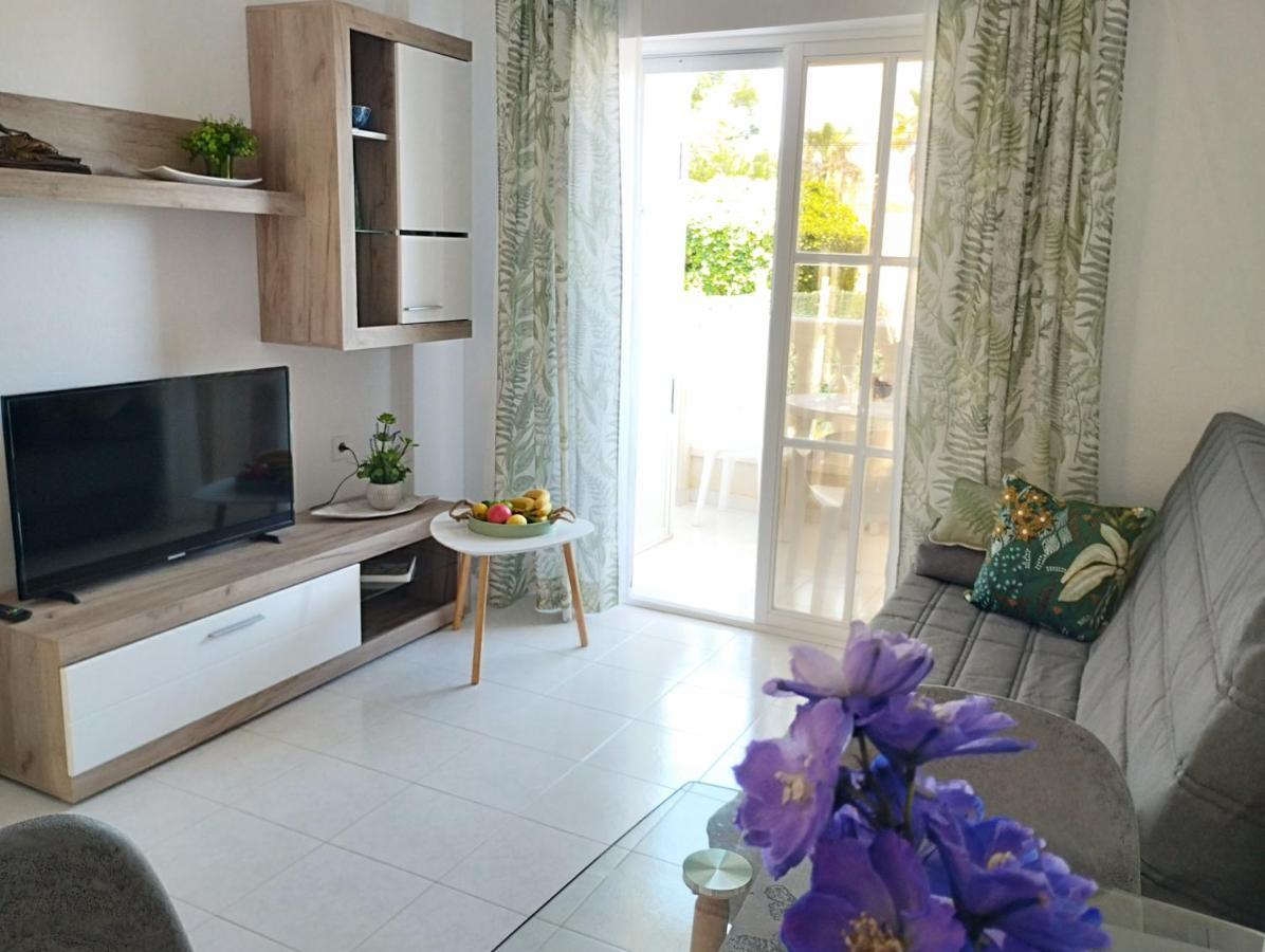 Torrevista Three Bedroom Apartment, Two Swimming Pools And Garage Torrevieja Ngoại thất bức ảnh